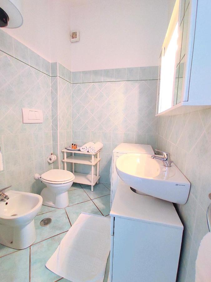 Reale Apartments 泰拉奇纳 外观 照片