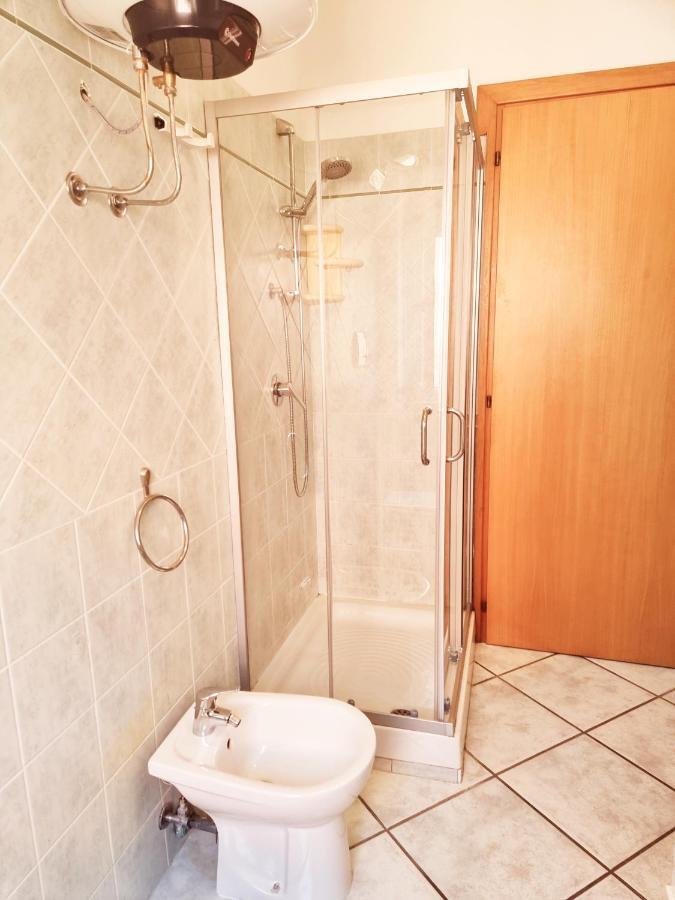 Reale Apartments 泰拉奇纳 外观 照片